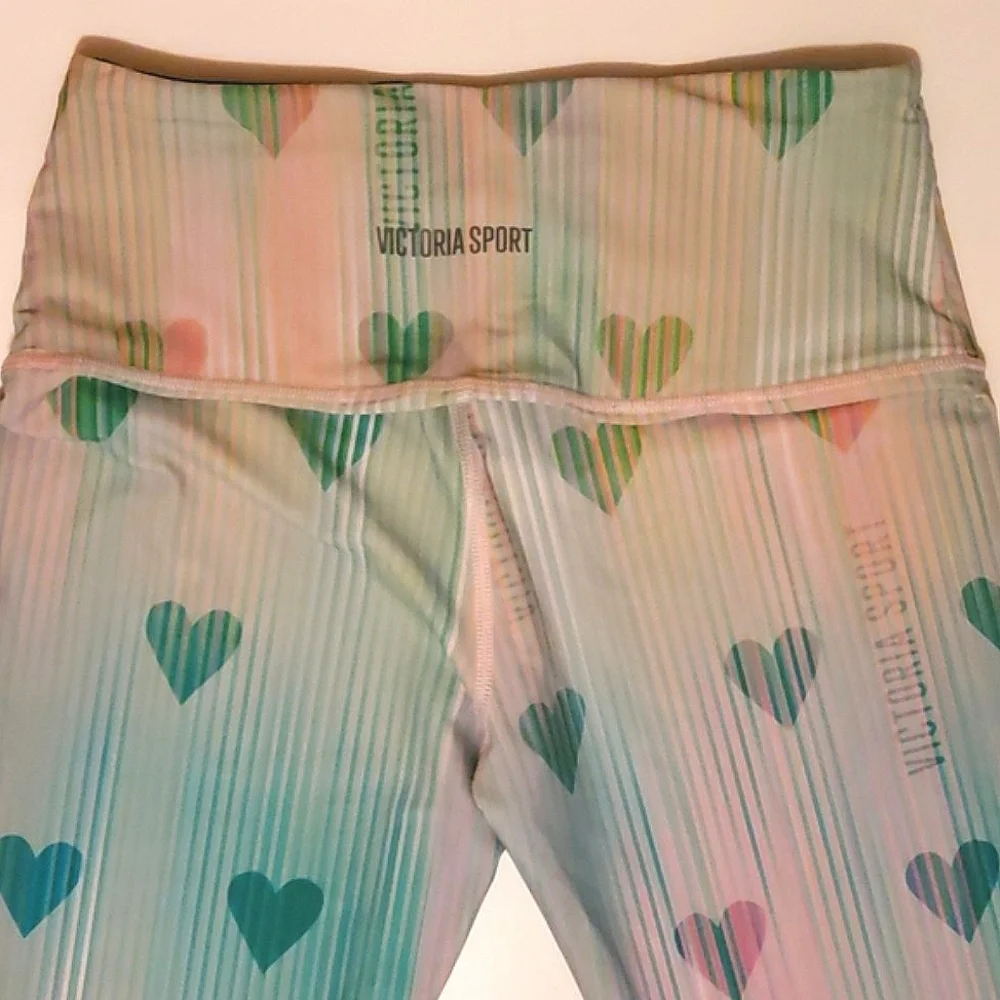 🌈OFFER💕Victoria's Secret VICTORIA SPORT Knockout Ombre Rainbow Heart Leggings - Picture 8 of 10